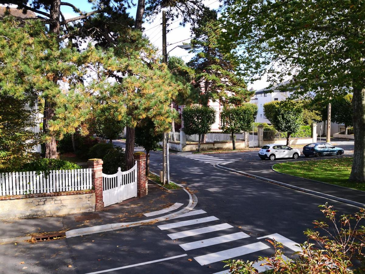 Studio Cabourg Residence Les Gemeaux Εξωτερικό φωτογραφία